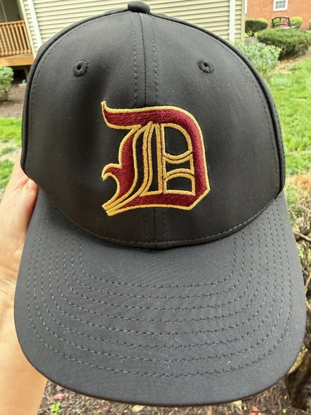 THE GAME Old-English Detroit Tigers black microfiber embroidered streetwear cap
